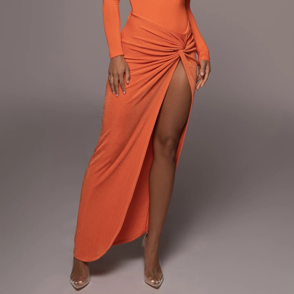 Jluxlabel orange Kimora slinky skirt, size S